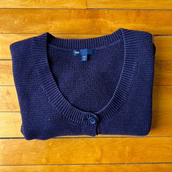 Gap cardigan sweater bundle of 3 - Picture 4 of 9